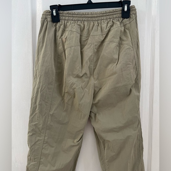 Lululemon Evergreen Track Pant Cafe Au Lait (SIZE 6) - Picture 11 of 14